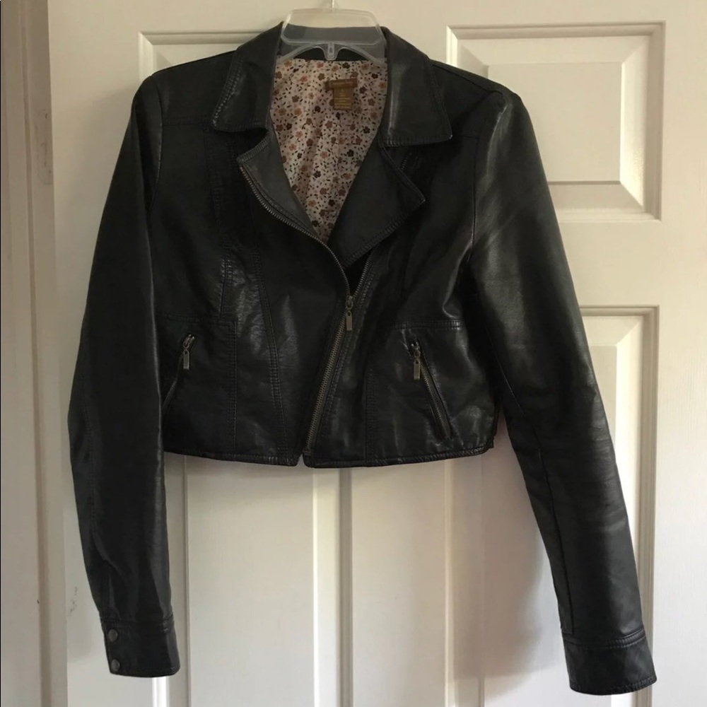 Cropped Leather Jacket